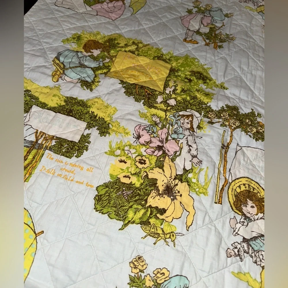Vintage Baby Blanket 33” x 44”